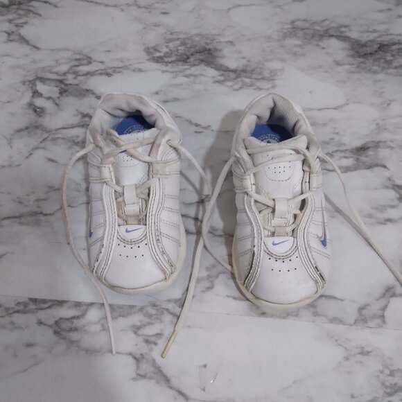 Nike White and Blue Athletic Size 8C Lace Up Toddler Shoes Kids‎ - Picture 2 of 9